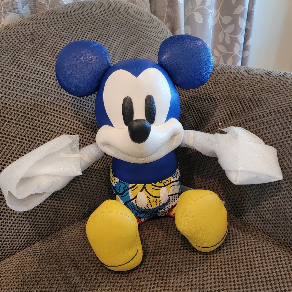 Coach Disney Mickey Mouse X Keith Haring Medium Collectible - Picture 2 of 6